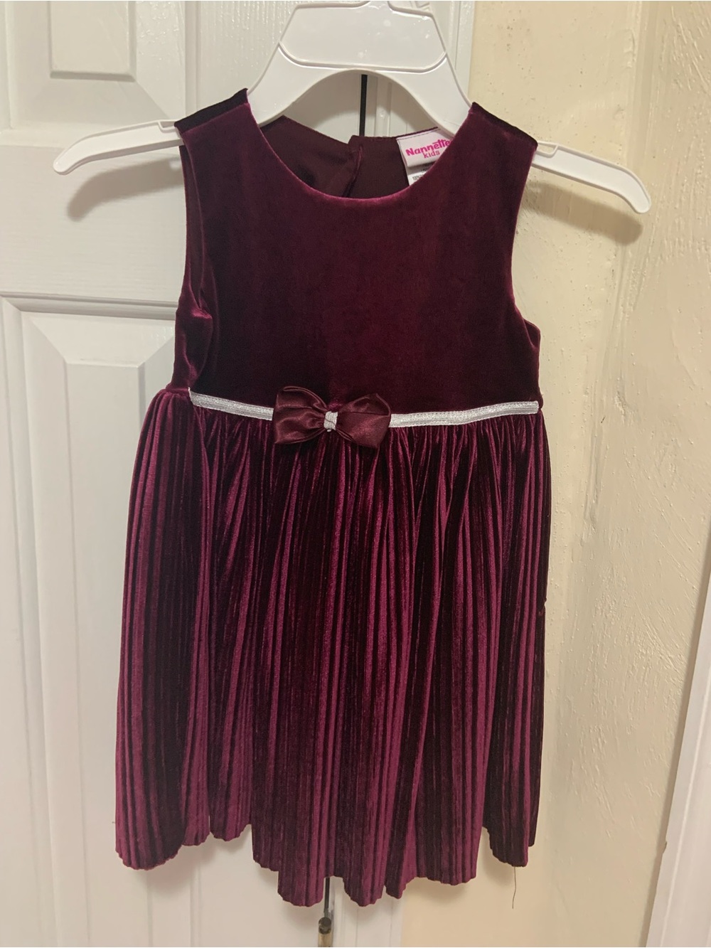 Nannette Girls' Burgundy Velvet Bow-Accent Party Dress